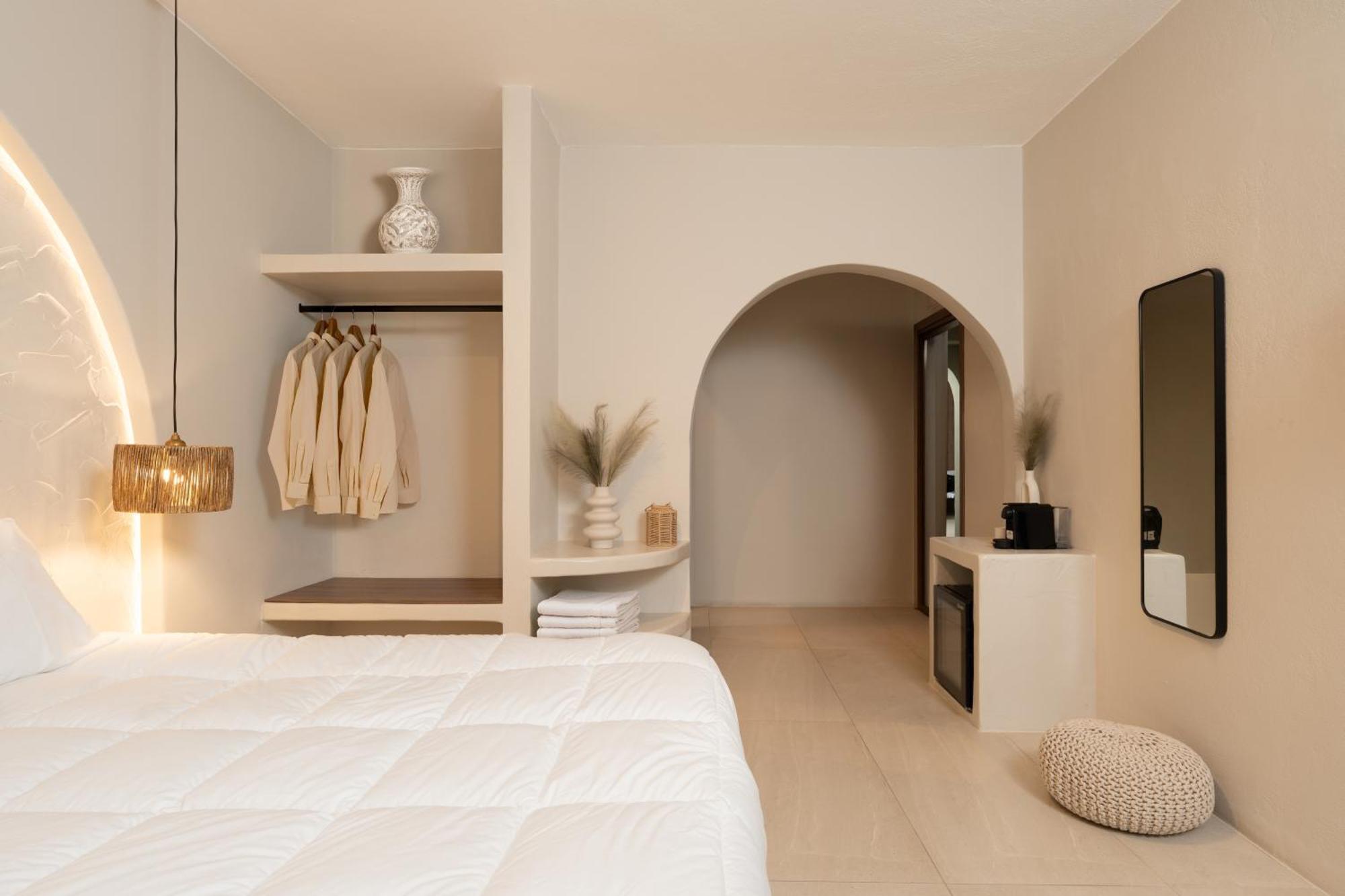 Paridian Elegant Living Hotel Páros Buitenkant foto