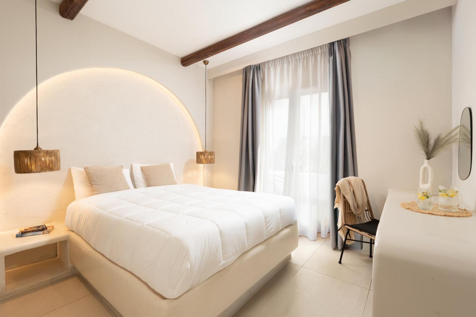 Paridian Elegant Living Hotel Páros Buitenkant foto